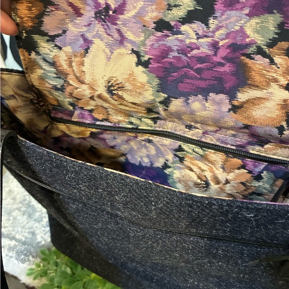 Kate Spade Charcoal Bag with Floral Interior - Picture 7 of 12